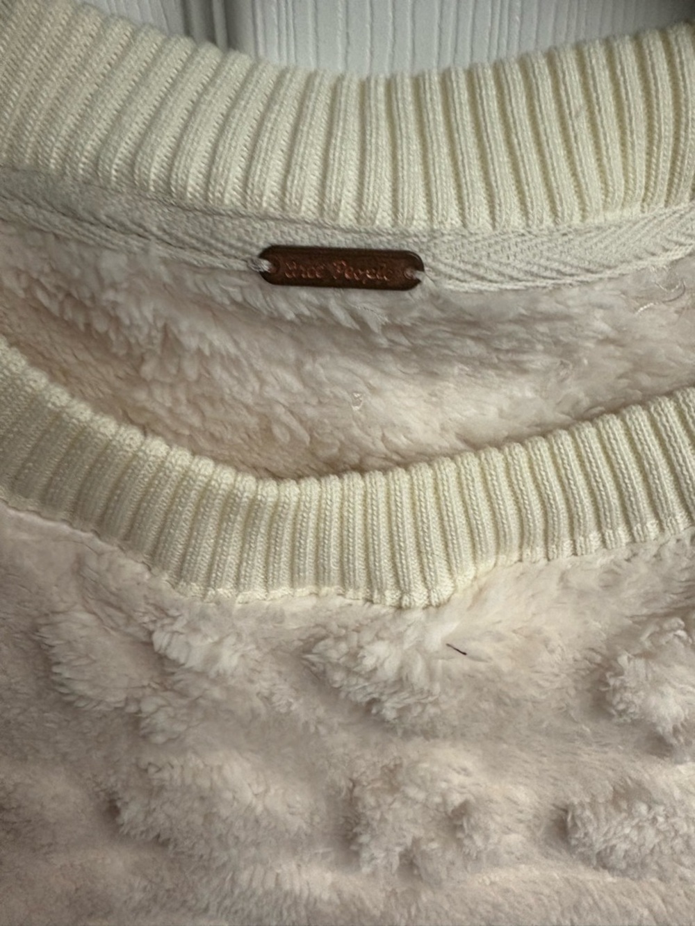 NWOT Free People Cable Knit Oversized Sweatshirt In Ivory Size Medium - Picture 3 of 5